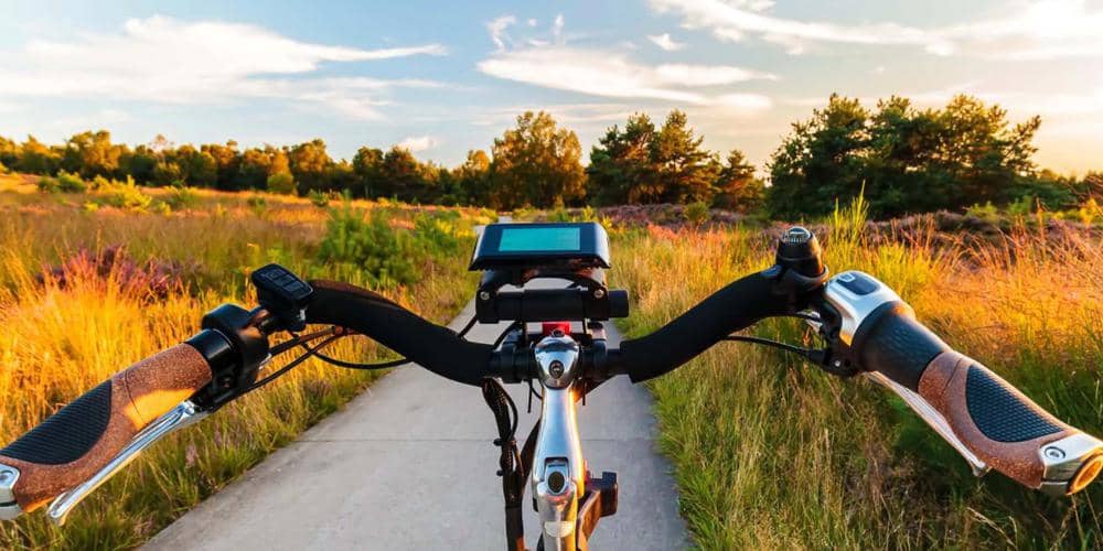 Hoeveel km gaat een batterij van een elektrische fiets mee?