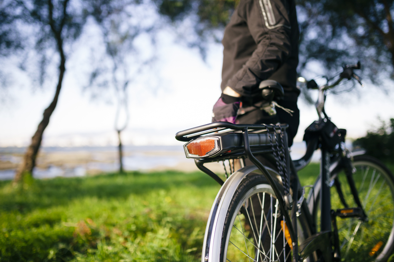 Heerlijk beklimmen briefpapier Hoe werkt een e-bike batterij nou precies? Hoe zit een fietsbatterij in  elkaar?