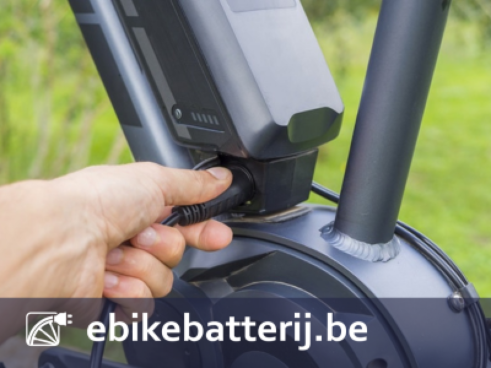 Hoe haal je de batterij uit een elektrische fiets?