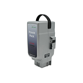 Driekwartaanzicht van de Panasonic Deluxe 36V 17Ah Compatible waar het handvat zichtbaar is.