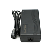 Vooraanzicht van de Gazelle Impulse 42V 3A Compatible lader met Rosenberger aansluiting zonder adapter.