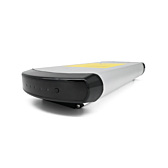 Driekwart aanzicht van de Phylion XH370-13J Wall-E 37V 14Ah (2-polig). De foto van deze Phylion batterij is vanuit een lagere hoek genomen.