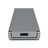 foto van de bovenkant waar de achterkant van de Sparta E-motion C1/C2/C3 Batavus compatible 13.6Ah fietsbatterij (zilver) Incl. lader waar je de aanknop en de batterijpercentage indicator kan zien. ook is hier de hendel te zien waarmee je de batterij mee 