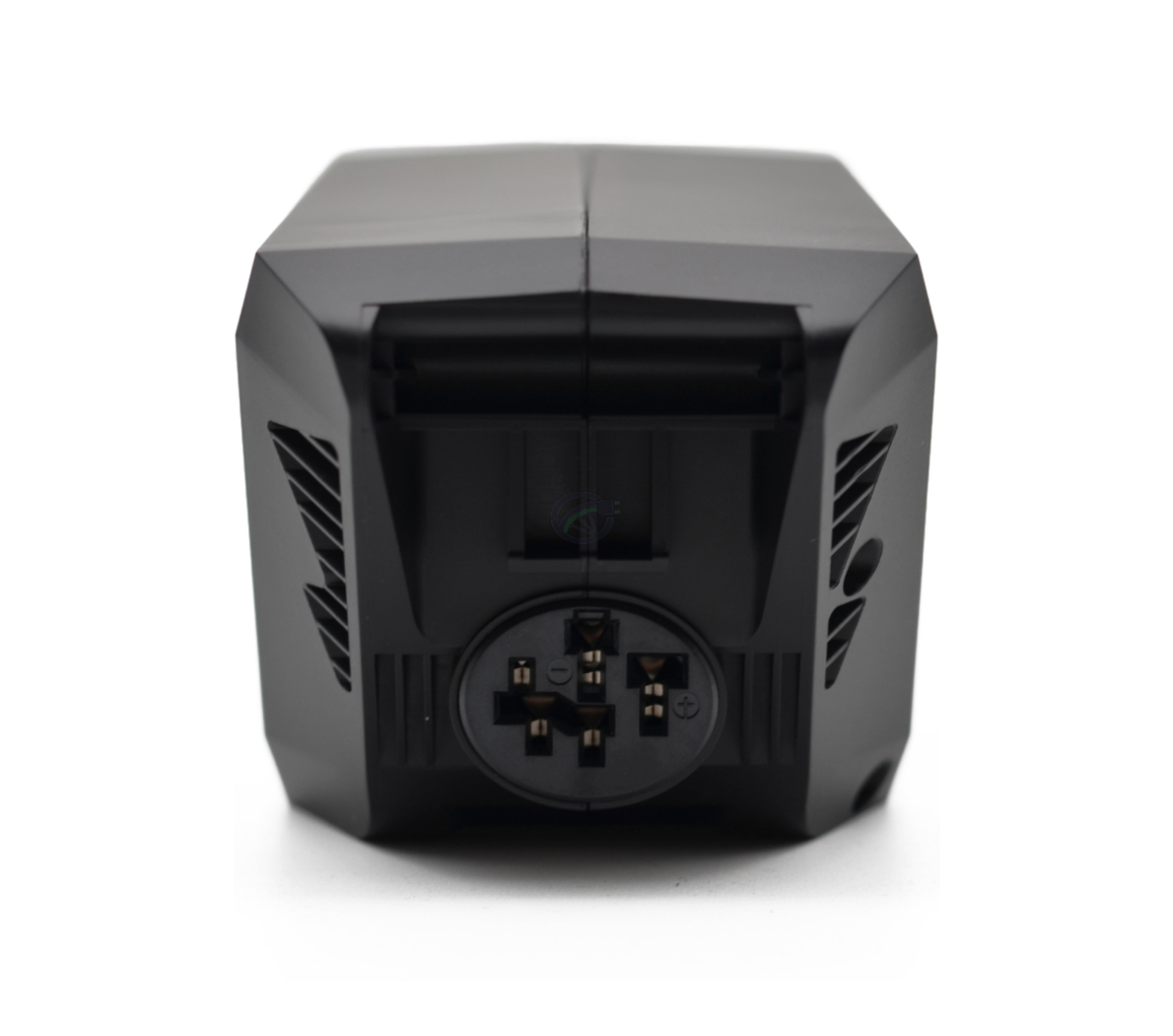 Close-up foto van de fietsaansluiting van de Bosch Powerpack 360 Performance/Active frame E-Bike Vision fietsbatterij.