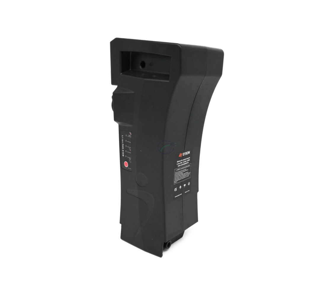 De Impulse 36V 14.5Ah Compatible batterij geproduceerd door EYXON staand. De zijkant met het etiket en de bovenkant van de batterij zijn zichtbaar.